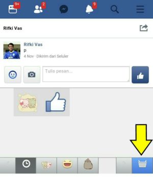 Cara menambahkan stiker keren ke chat di aplikasi facebook 3 Masuk messenger dan cari toko stiker