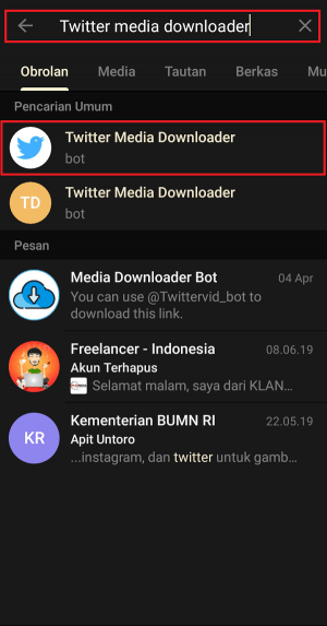 Ketikkan "Twitter Media Downloader" dalam kotak pencarian