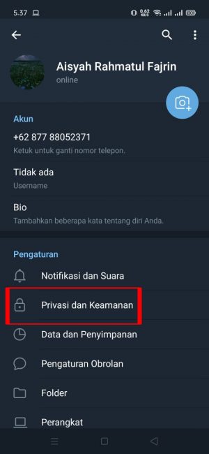 Cara menyembunyikan nomor telepon di Telegram 3 Pilih dan tekan "privasi dan keamanan"