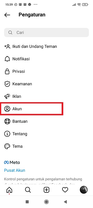 Cara Mengaktifkan Pembatasan Konten Sensitif di Instagram 4 Tap “Akun”.