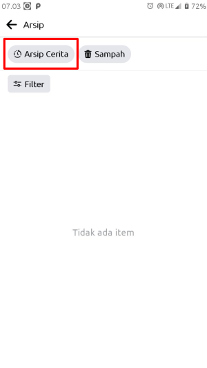 Cara menghapus cerita di arsip cerita di Facebook 5 Lagi, ketuklah arsip cerita pada aplikasi FB biasa.