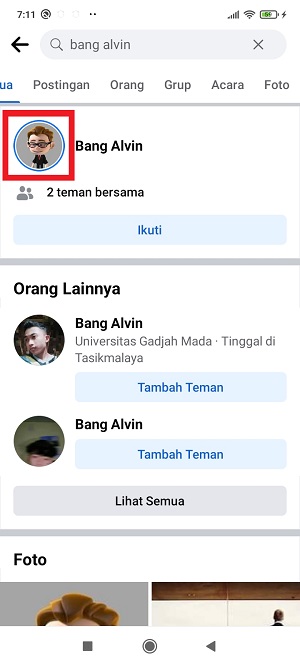 Cara melihat Story Facebook tanpa berteman (lengkap) 3 Tap foto profil akun Facebook yang kamu cari.