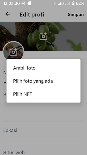 Cara Menghapus Foto Profil Twitter 1 Tampilan menu foto profil Twitter tidak ada opsi hapus.