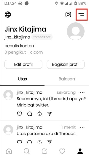 Cara Menghapus Akun Threads Tanpa Kehilangan Akun Instagram 2 Kamu tap garis dua di halaman profil.