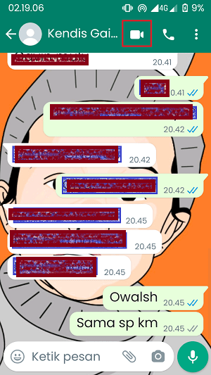 Cara berbagi layar (share screen) di WhatsApp saat video call 1 Kamu lakukan panggilan video seperti biasa saja. Caranya tekan tombol dengan ikon kamera di pojok kanan atas.