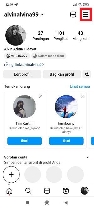 Cara Menghilangkan Postingan Yang Disarankan di Instagram 15 Tap ikon hamburger di kanan atas